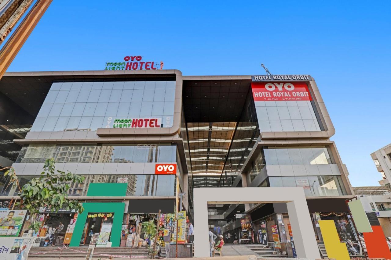 Hotel O Royal Orbit 苏拉特 外观 照片